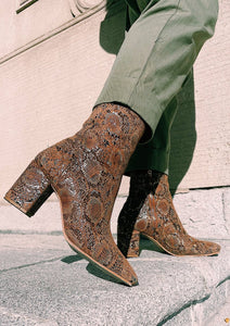 Modern Boot in Sueded Snake - Llani
